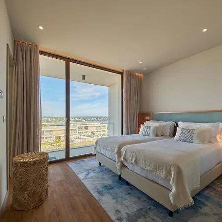 Semesteranläggning (resort) West Cliffs Ocean And Golf Praia del Rei