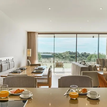 Feriested West Cliffs Ocean And Golf 5*