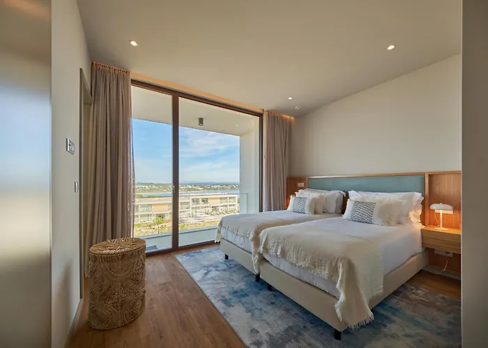 אתר נופש West Cliffs Ocean And Golf Praia del Rei