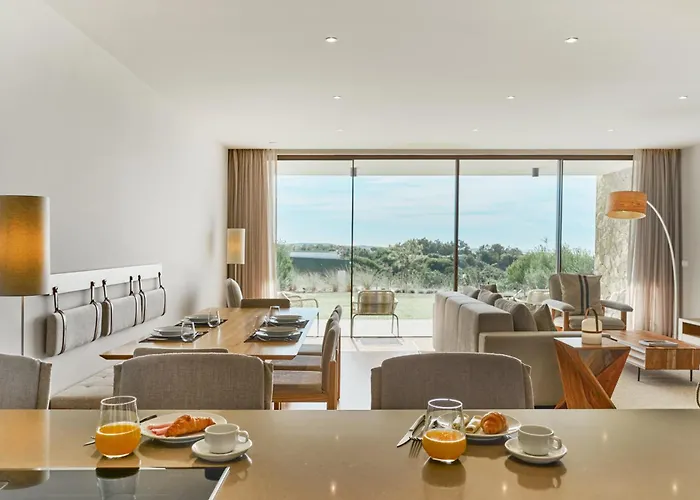 אתר נופש West Cliffs Ocean And Golf *