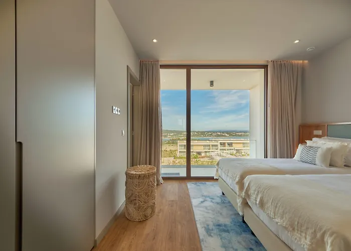 אתר נופש West Cliffs Ocean And Golf