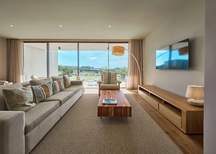 Курортный комплекс West Cliffs Ocean And Golf *